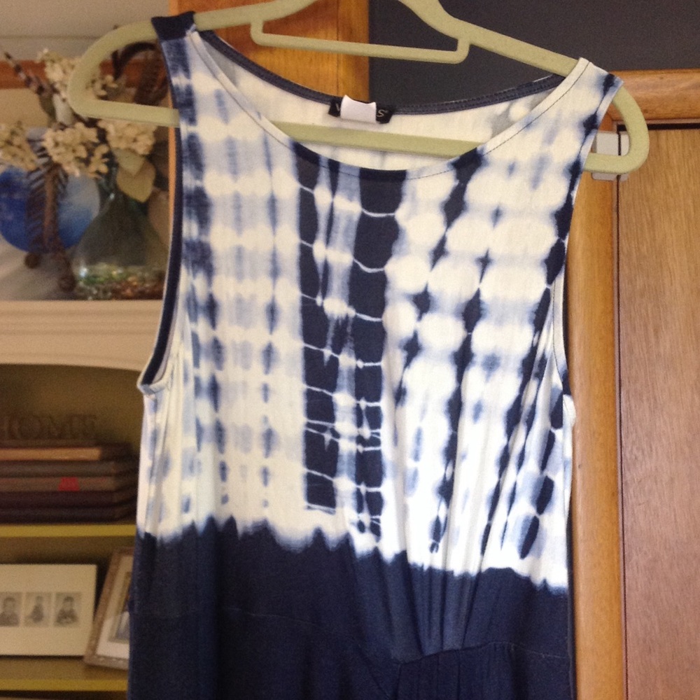 Venus knit tie-die navy maxi dress