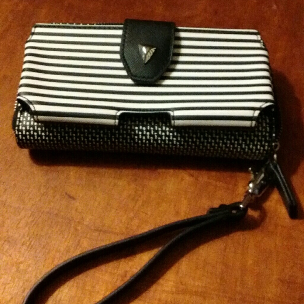 Stella and Dot Wristlet/Wallet