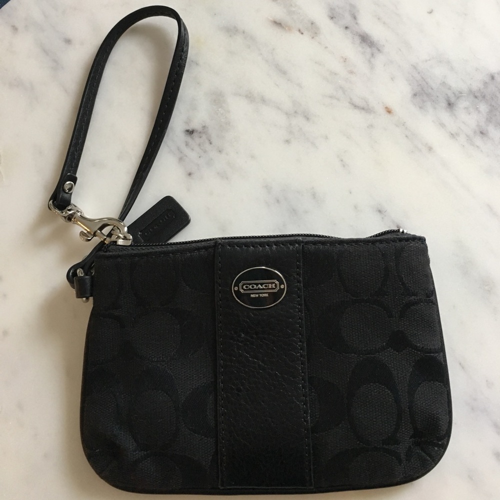 Black Coach Wristlet NWOT Fits Phone