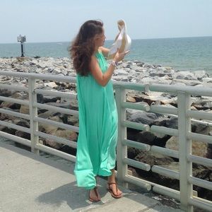 Beautiful flowy teal green maxi dress