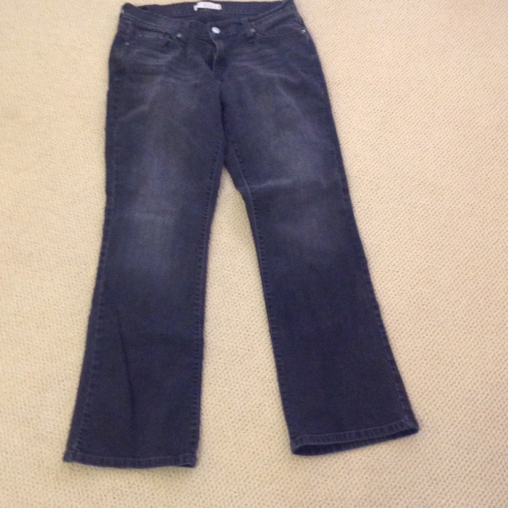 Black Curvy bootcut Levi 529 jeans.