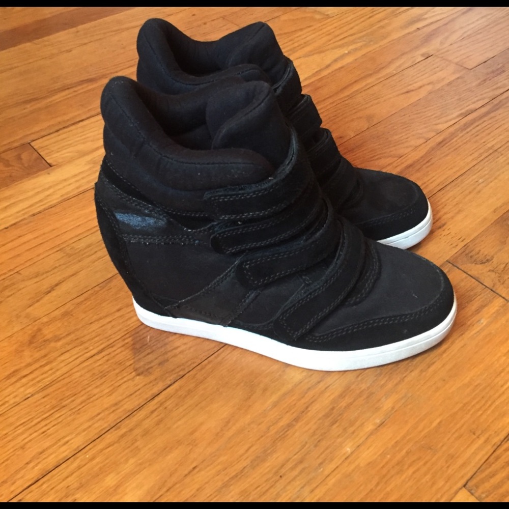Slid Wedge Sneakers Sz 10