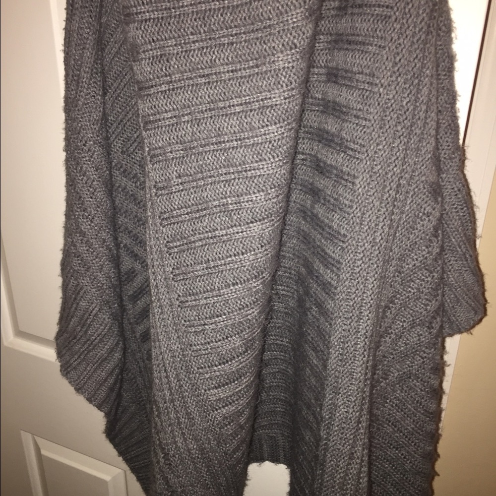 Grey cardigan sweater - Picture 2 of 2