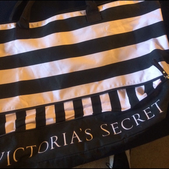 Victoria Secret XL bag - Picture 3 of 4