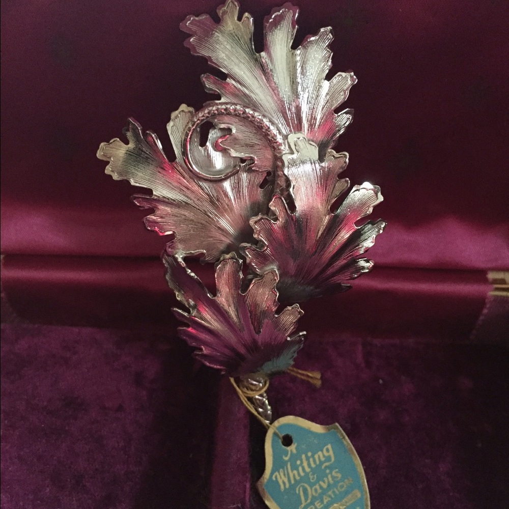 Vintage Whiting & Davis Silver Leaf Broach!