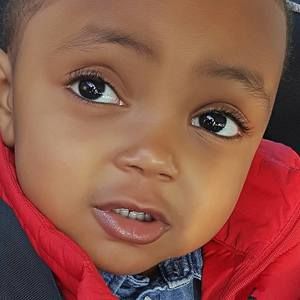 Meet your Posher, Selitta