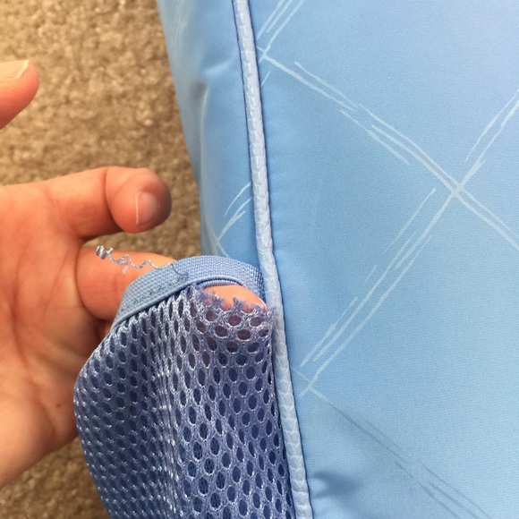 🌟🌟FLASH SALE🌟🌟Vera Bradley tote - Picture 2 of 3