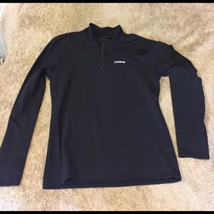 Hind quarter zip athletic pull over