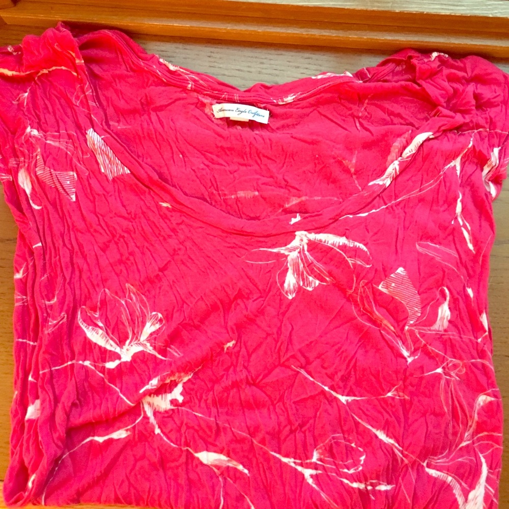 Pink and white American Eagle floral shirt