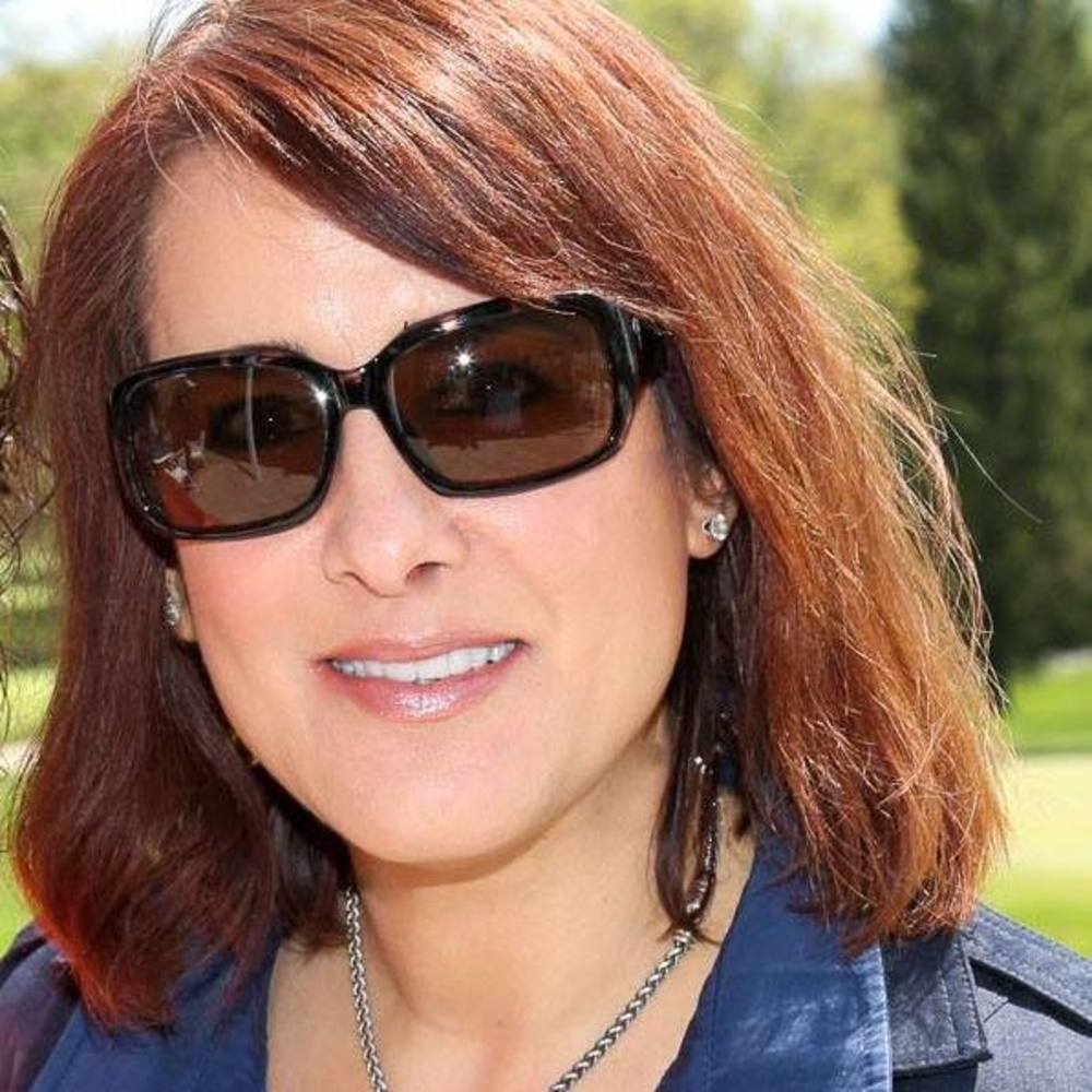 Meet your Posher, Dana