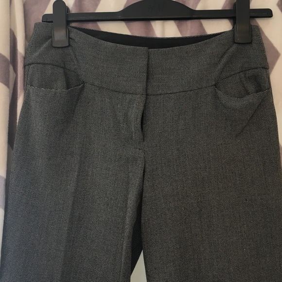 Express "Editor" pant; size 4; wide leg - Picture 2 of 6