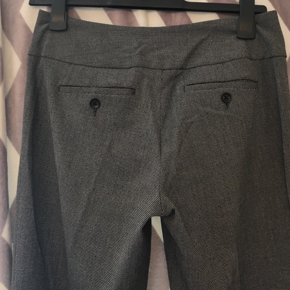 Express "Editor" pant; size 4; wide leg - Picture 3 of 6