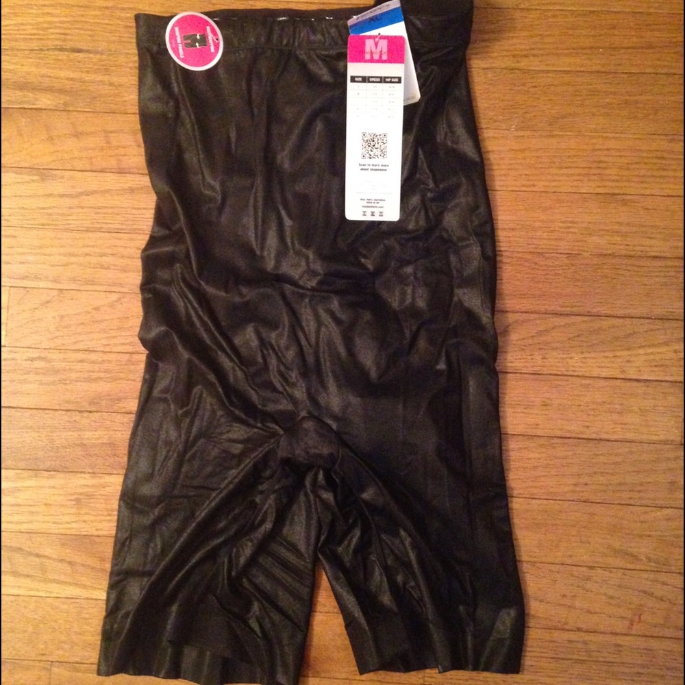 Maidenform hi waist thigh slimmer shape wear
