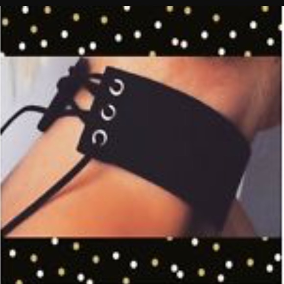 Brown Lace Up Choker - Picture 3 of 5