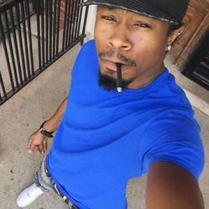 Meet your Posher, Dee