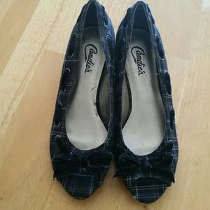 Plaid cloth peep toe shoes.