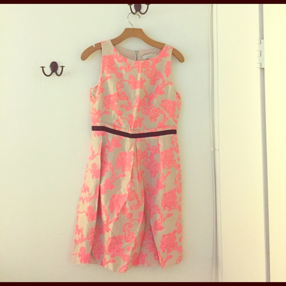 Perfect summer work dress from LOFT
