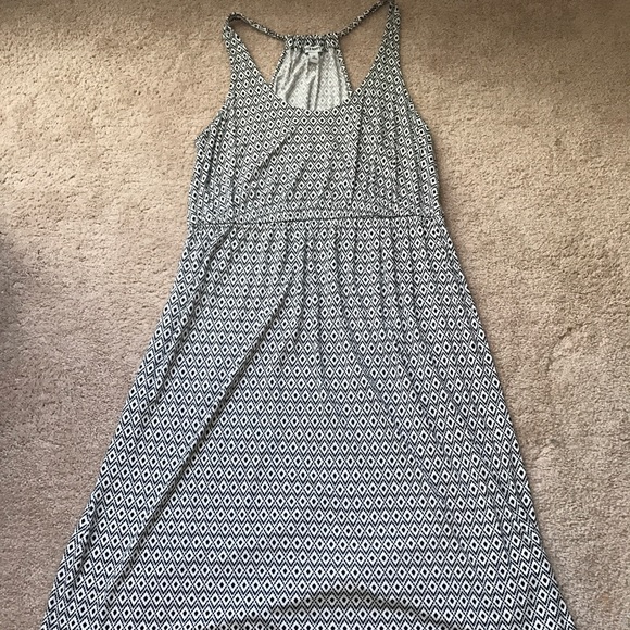 Old Navy Dresses & Skirts - Old Navy Plus Size White and Black Patterned Dress