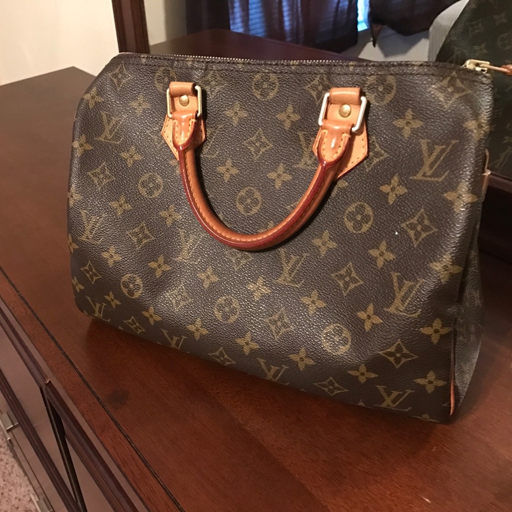 Louis Vuitton Speedy