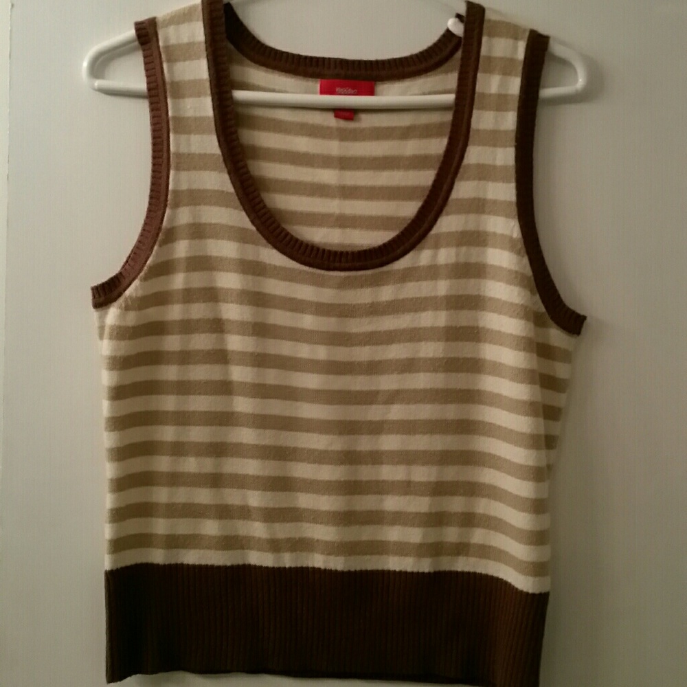 Mossimo knitted sweater vest