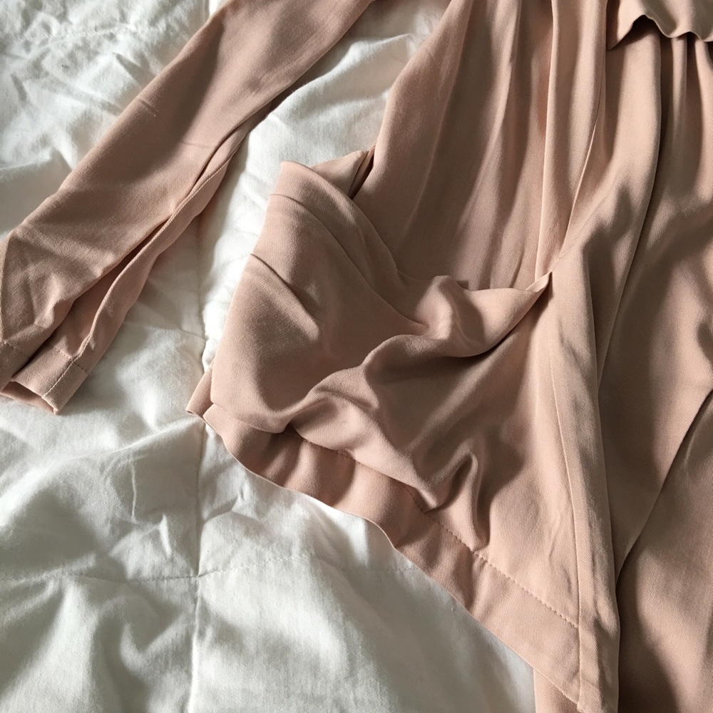 NWT Blush Jacket 🎀 - Picture 3 of 4