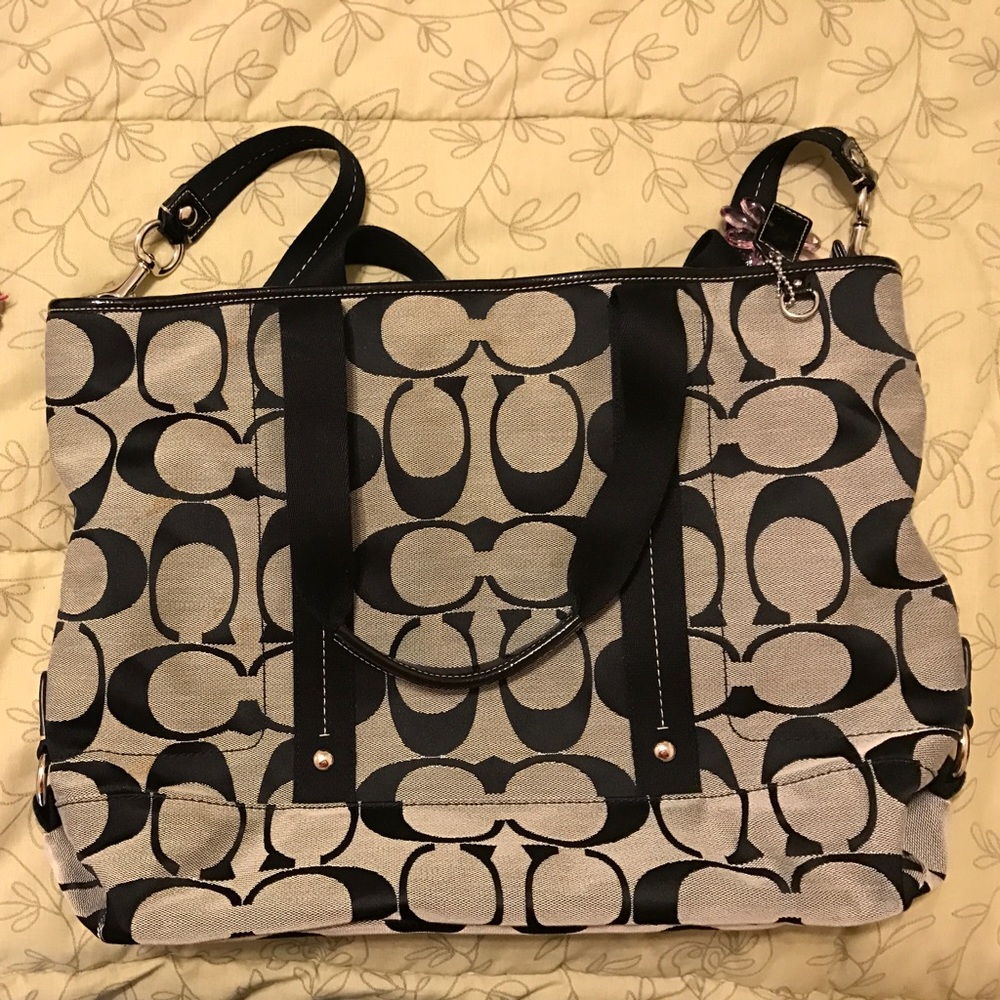 Coach shoulder bag