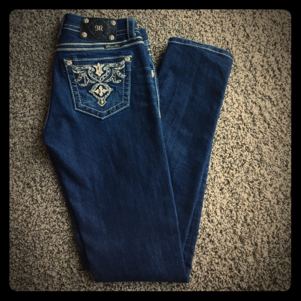 Miss-Me Easy Fit Skinny Jeans