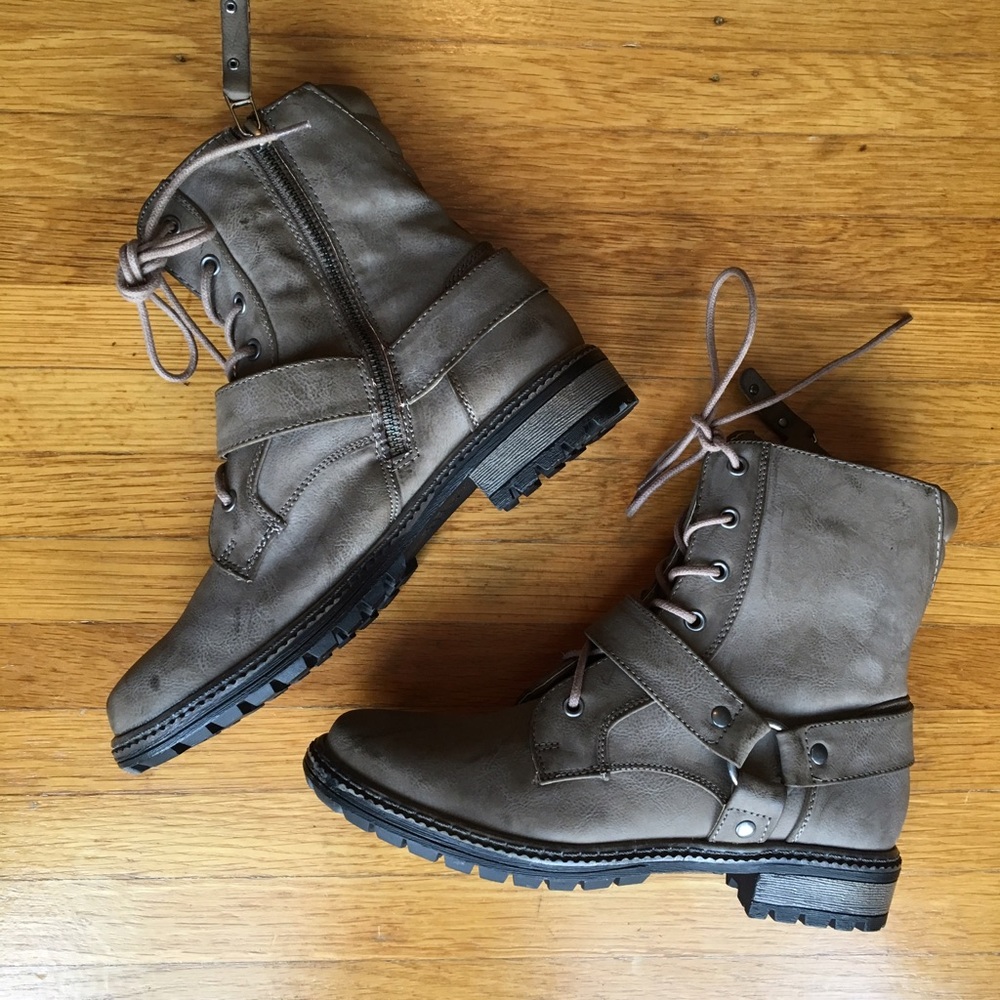 American Eagle Tan Harness Military Boots