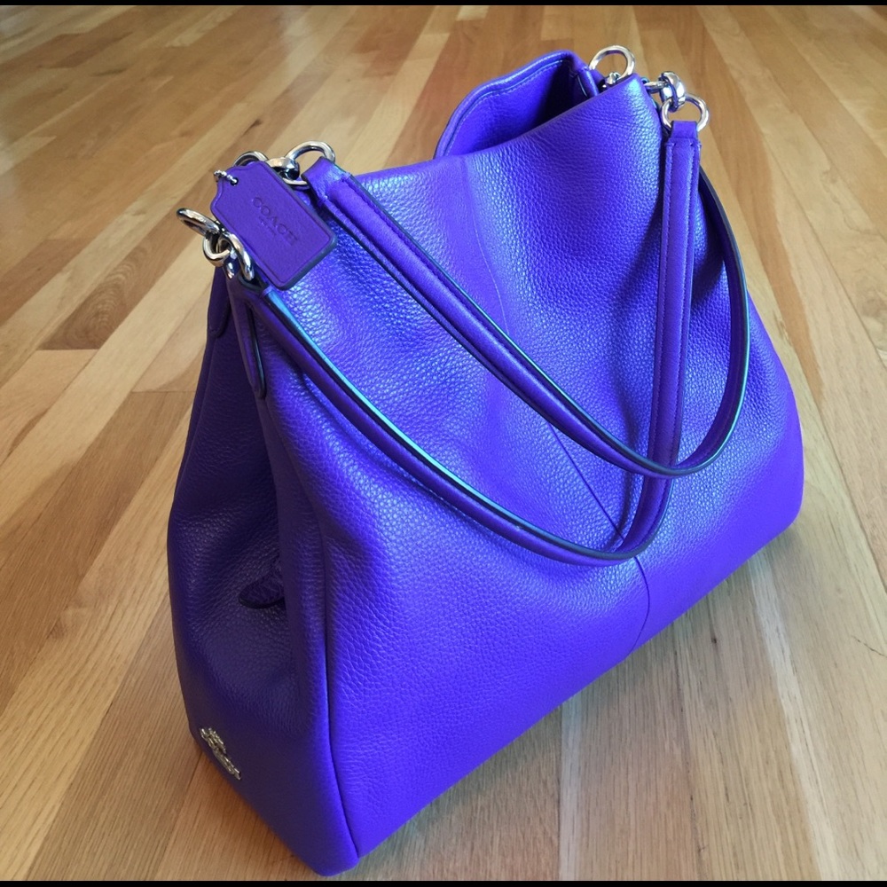 Coach handbag purple leather like new ! 💜💜💜