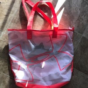 UA tote