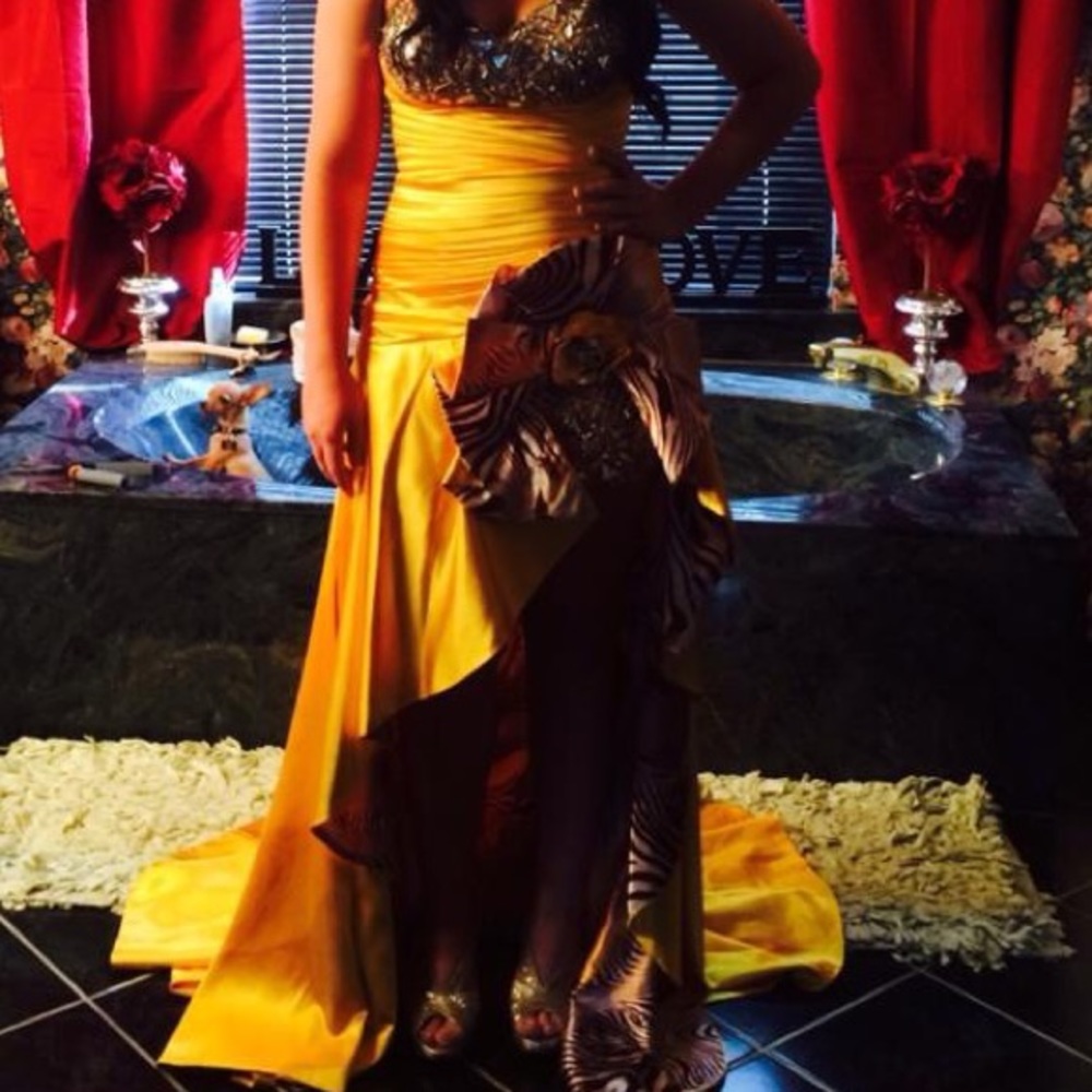 Yellow prom dress