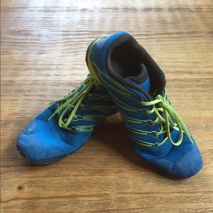 Men's F-LITE 240 Sneaker