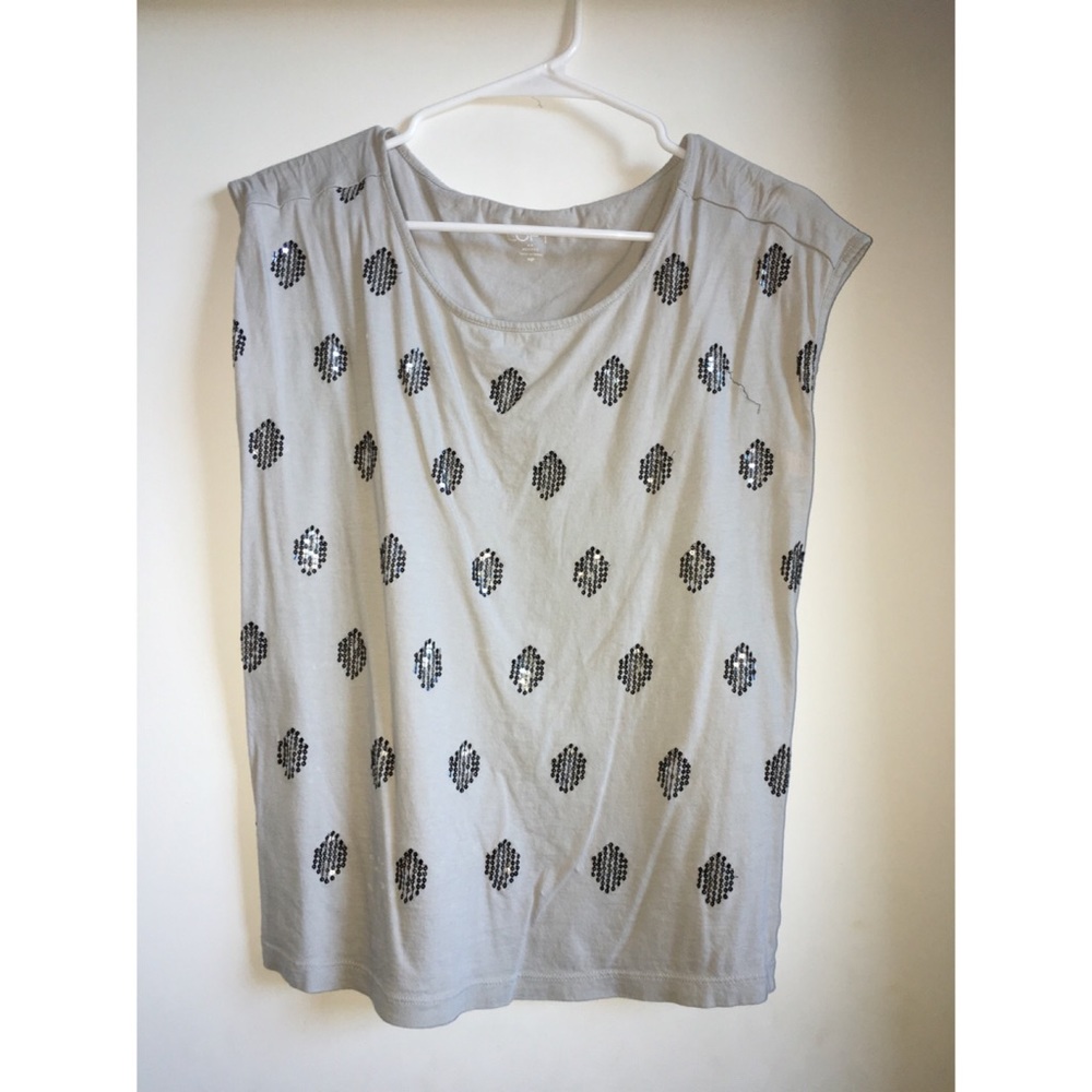 Light grey and black sequin top!