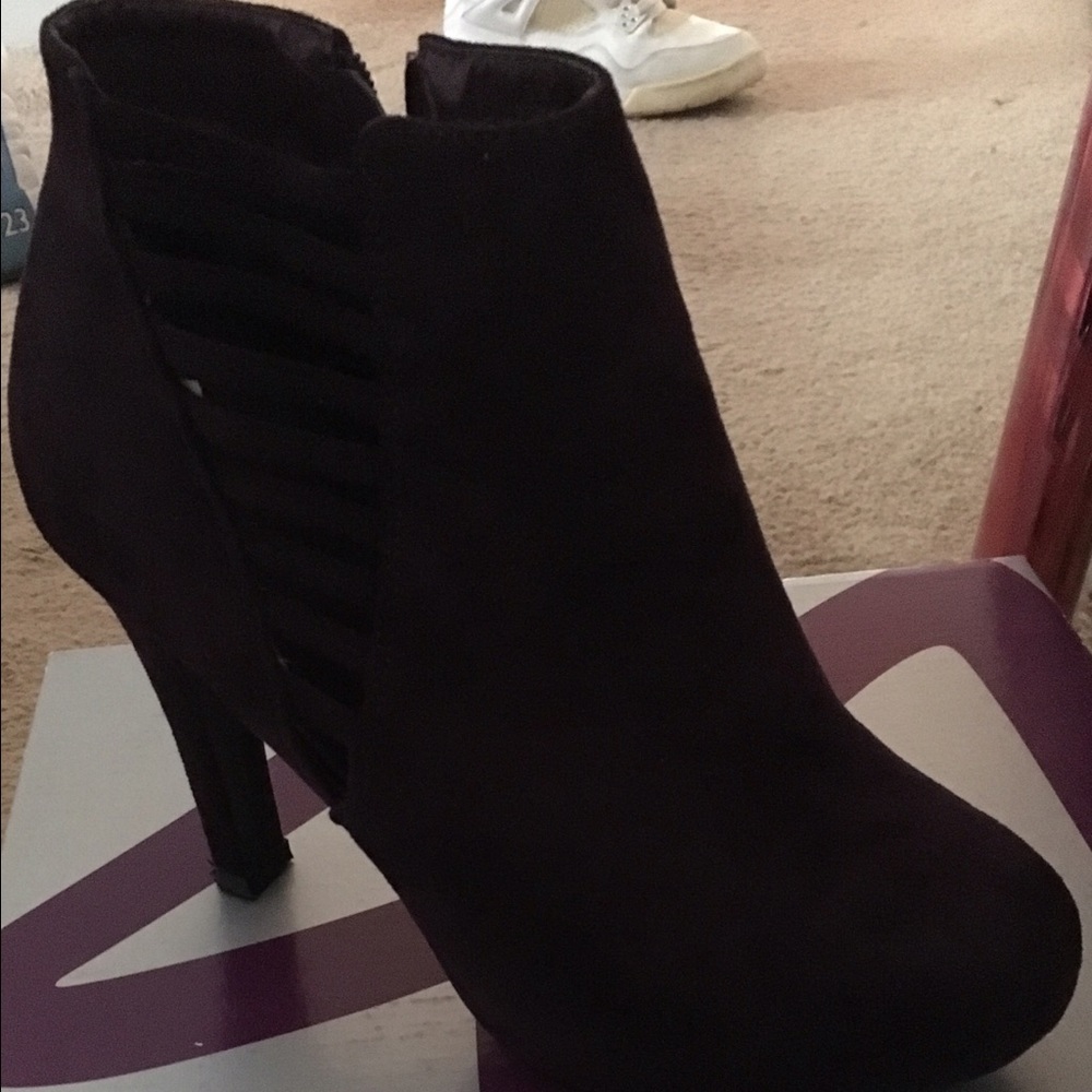 Plum Bootie