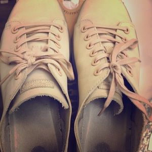 Dr. Martin Men's shoes
