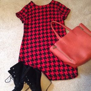 Exhilaration houndstooth shift dress