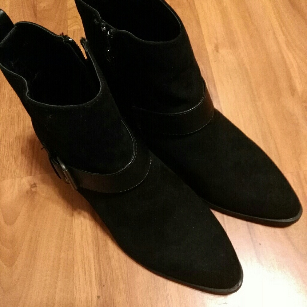 ankle boots