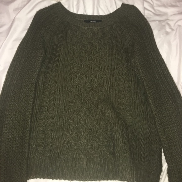 Pullover - Picture 1 of 2