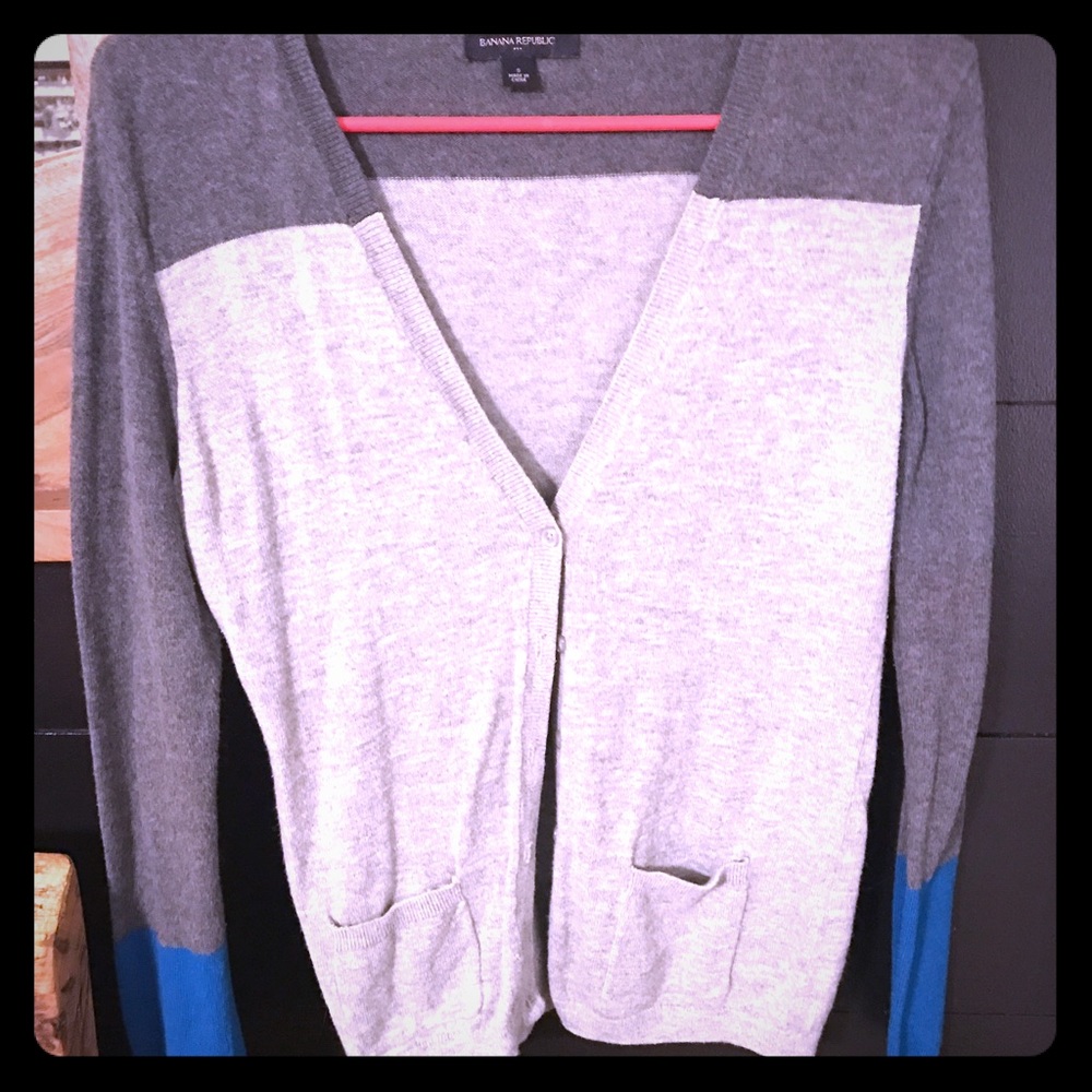 Banana Republic Gray & Blue cardigan!