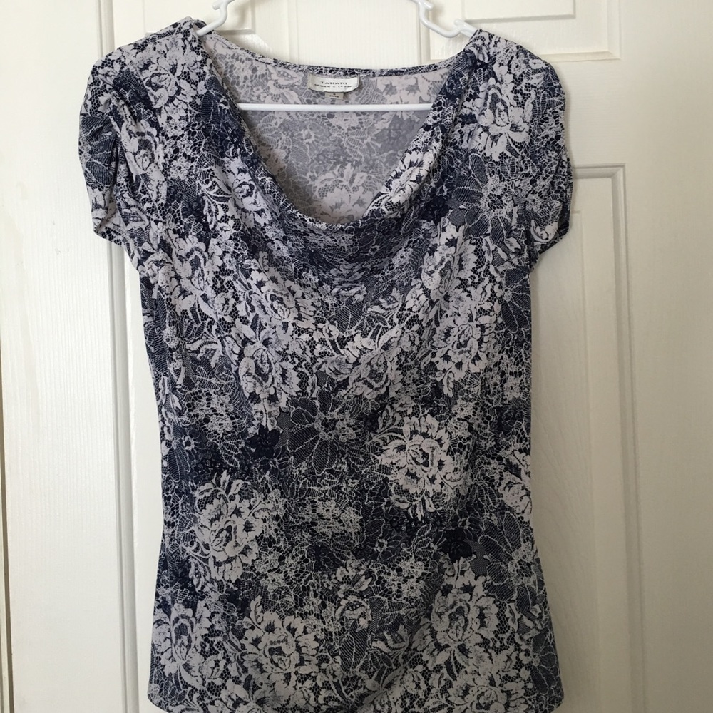 Tahari women's blouse