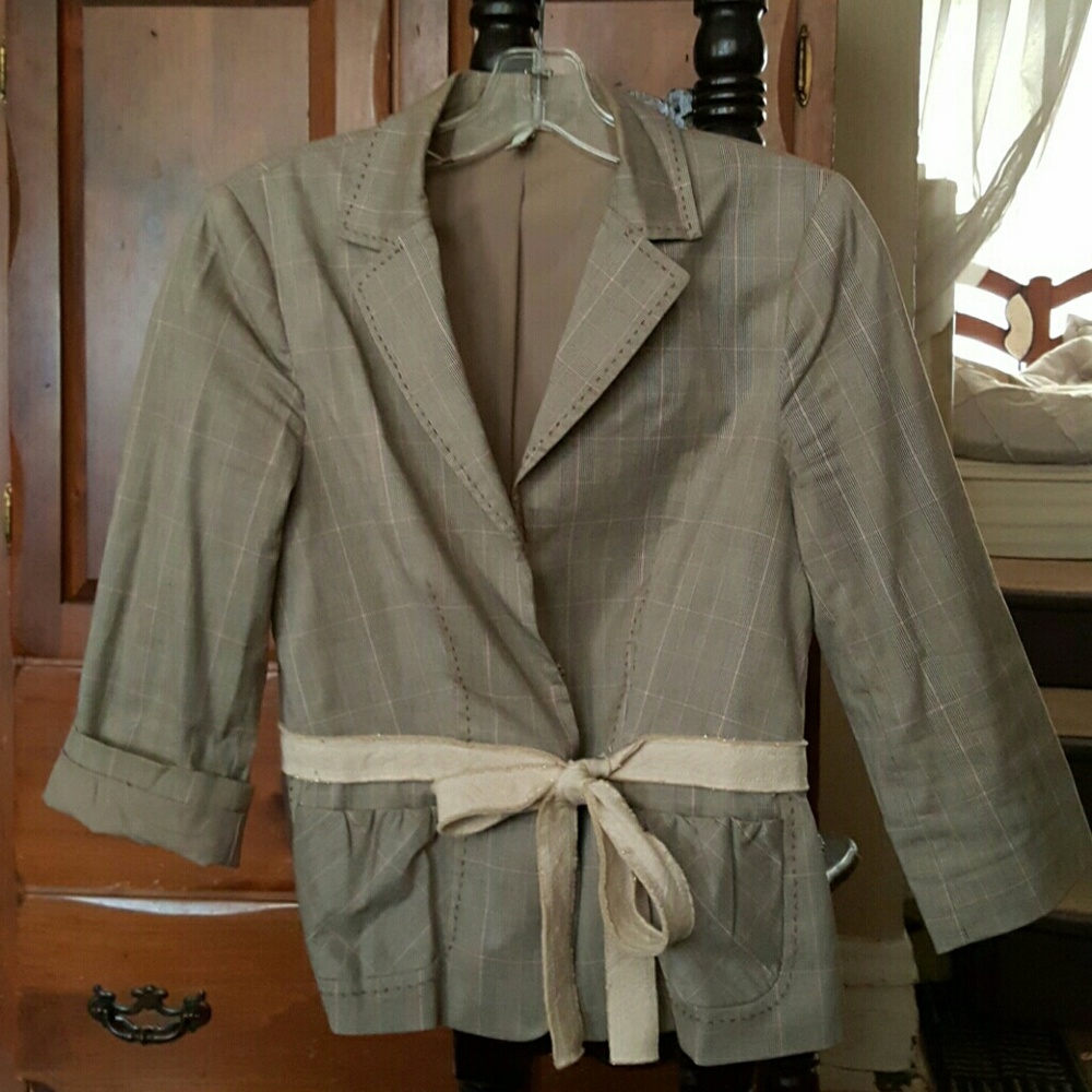 3/4 Sleeve light plaid jacket