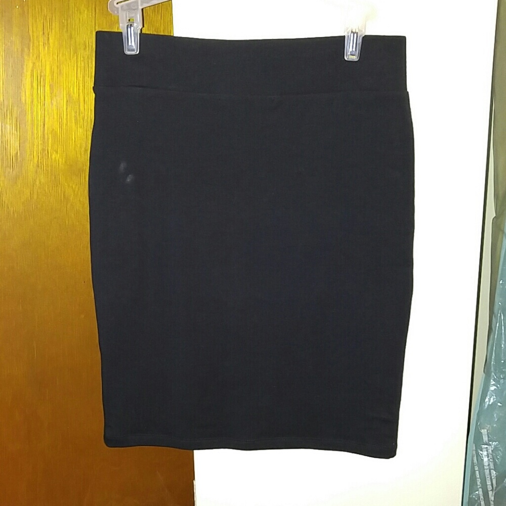 Black skirt