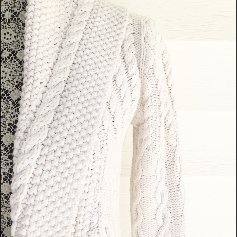 GAP knit sweater