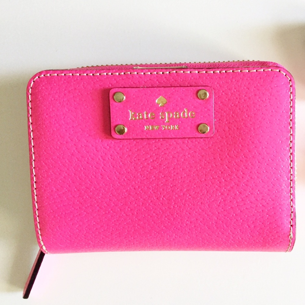 Kate Spade Newbury Lane Wallet
