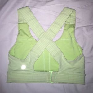 Green size 2 lululemon sports bra