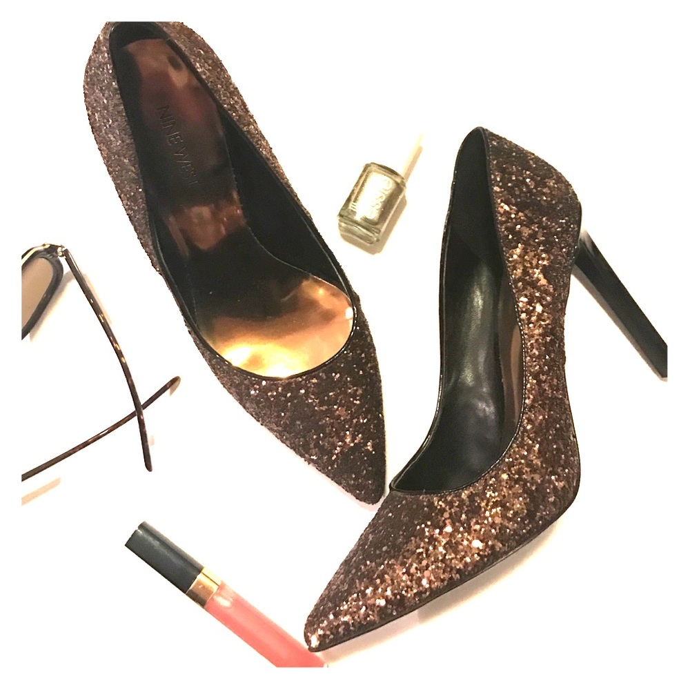 NEW Nine West Tatiana Glitter Pumps in Brown