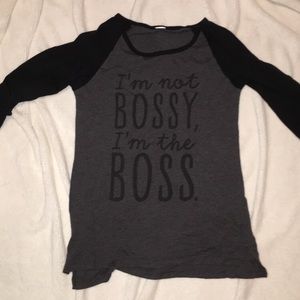 3/4 sleeves gray and black graphic tee