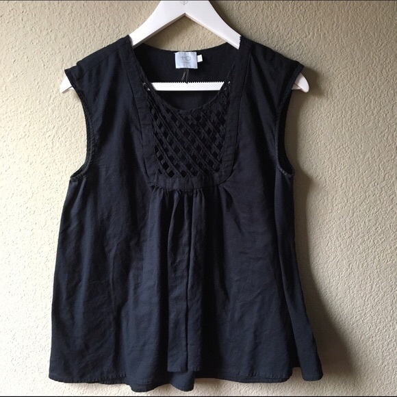 SOLD Anthropologie HD Paris Black Lattice Top - Picture 2 of 4