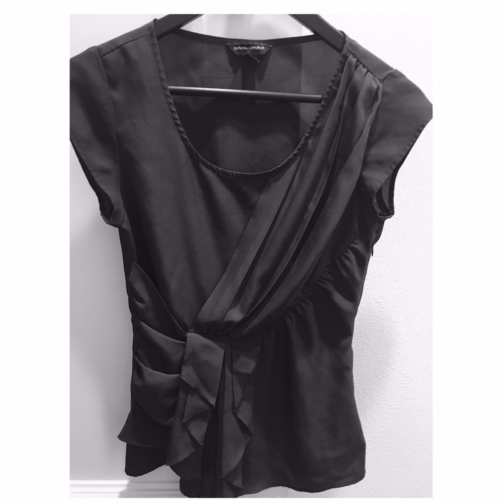 Gray Banana Republic draped suit blouse size 0