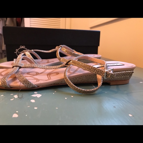 Lucy Choi London gold sandals. Never before worn - Picture 3 of 3